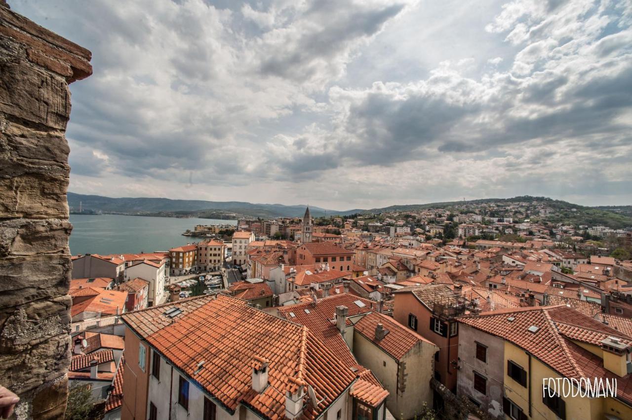 Castello Di Muggia Bed & Breakfast Exterior foto