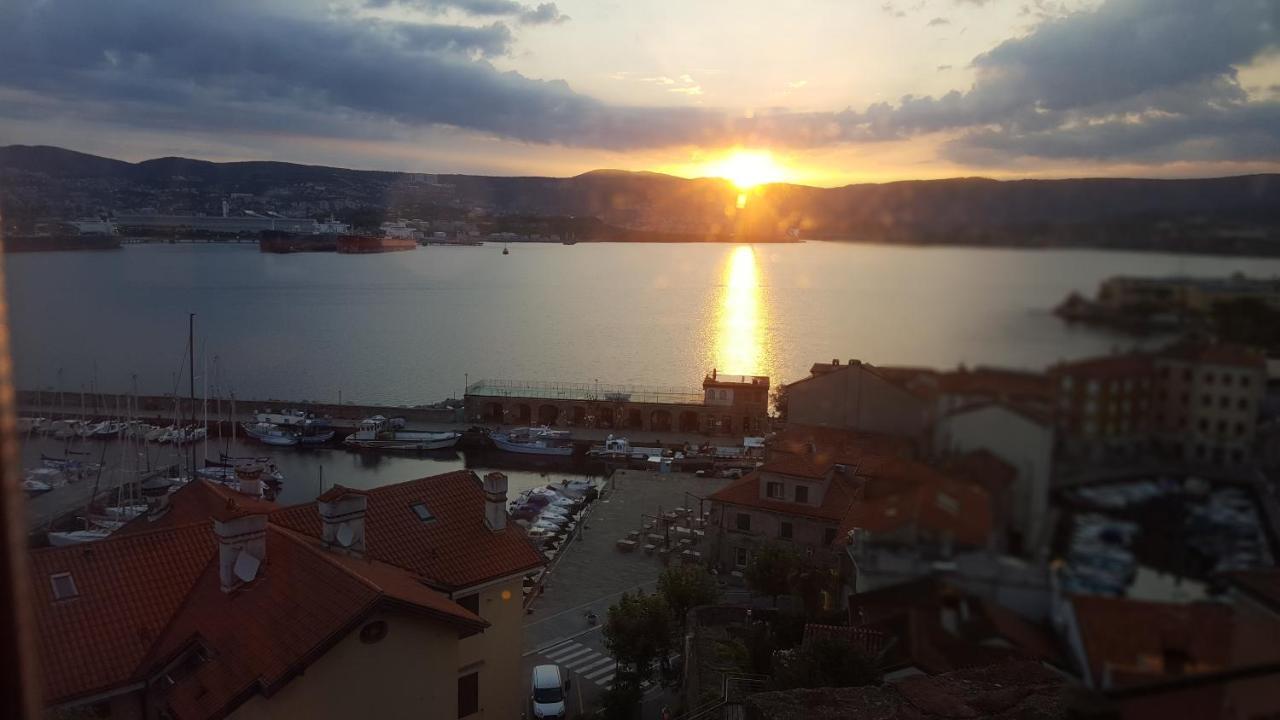 Castello Di Muggia Bed & Breakfast Exterior foto